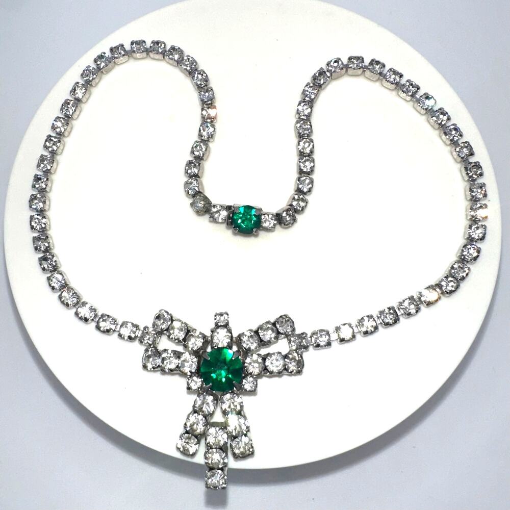 Vintage silver tone clear emerald green glass rhinestones bow necklace